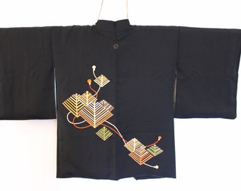 VINTAGE Haori, Black Silk, Traditional Scene with Gold Outlines, Med-Small (H007)