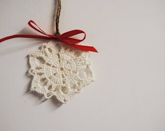 Christmas crochet snowflake ornaments to decorate your Christmas tree- handmade winter holiday home decor