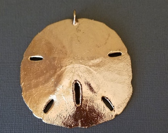 Gold Disc Medallion with an unmarked Frosted Gold Finish