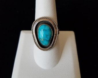Vintage Turquoise Ring - Size 9 -  Quality Turquoise Stone set in Double Silver Bezel with Silver Rope Border