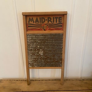 Vintage Maid Rite Family Size No.2072 Washboard/Farmhouse Decor/Laundry Room Decor/Columbus Washboard Co. image 1