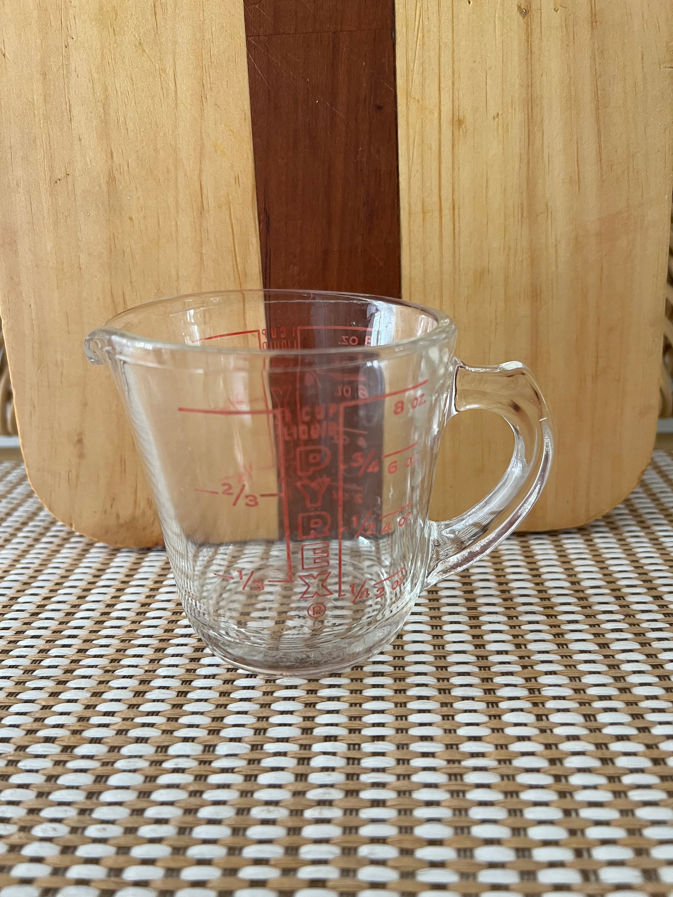 Vintage Pyrex 1 Cup/250 ml Clear Glass Measuring Cup-Red Lettering-Open  Handle