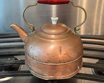 Vintage Revere Ware Copper Tea Kettle with Wood Handle/Vintage Copper Tea Kettle