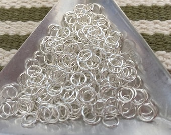 Jump Rings 3mm, 4mm, 5mm, 6mm, 7mm, 8mm ,10mm,12,or 14mm .Jump Rings Round Silver Plated. ideal for jewellery making & crafts