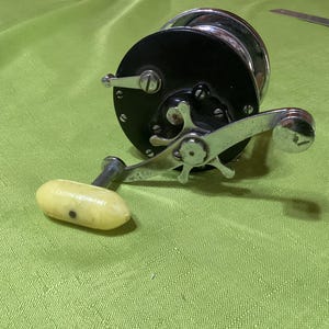 Penn Fierce IV 6000 LL / Moulinet De Pêche À Dérouleur Fixe
