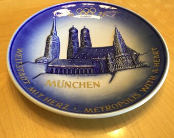 Vintage Goebel porcelain souvenir plate St. Peter’s Frauenkirche- 1972 Munich Olympics, Germany