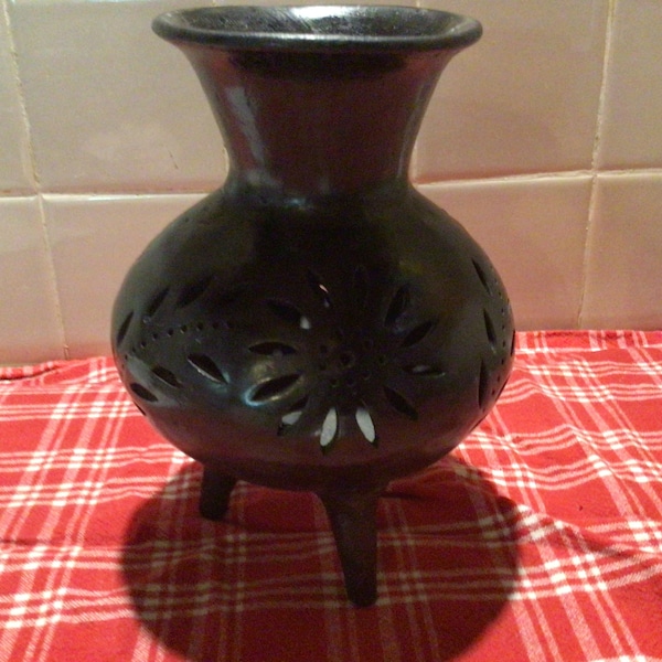 Vintage beautiful hand made and carved footed Black Clay Vase or Jaron de Barro Negro made in Oaxaca, Mexico