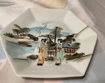 ヴィンテージ 六角形 芸者 小物皿または受け皿 - 日本 - Etsy 日本