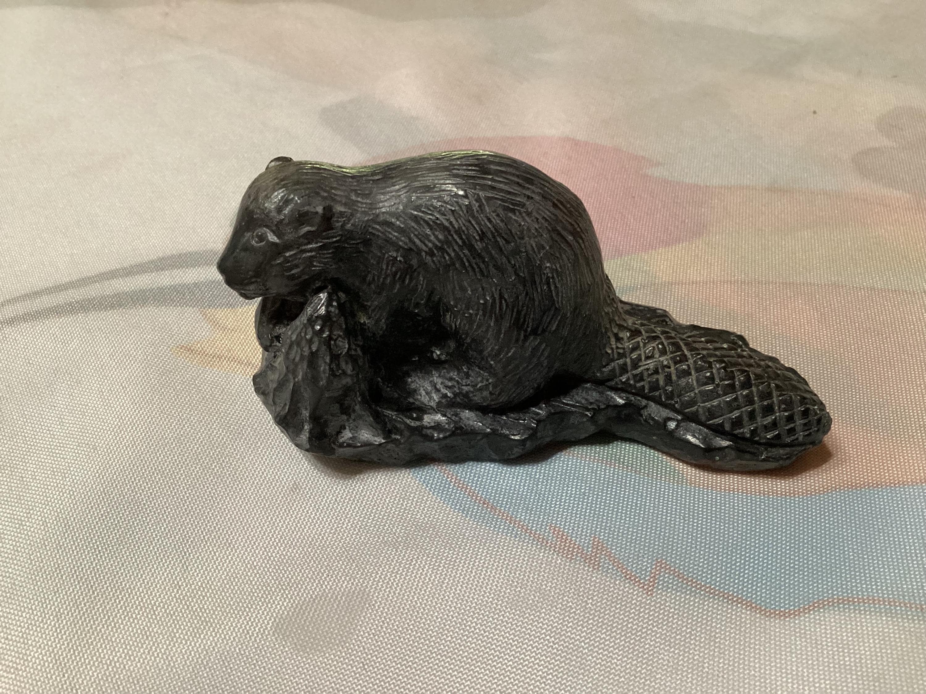Vintage Hand Made Stonecraft Pearlite Inuit Eskimo Beaver Carving