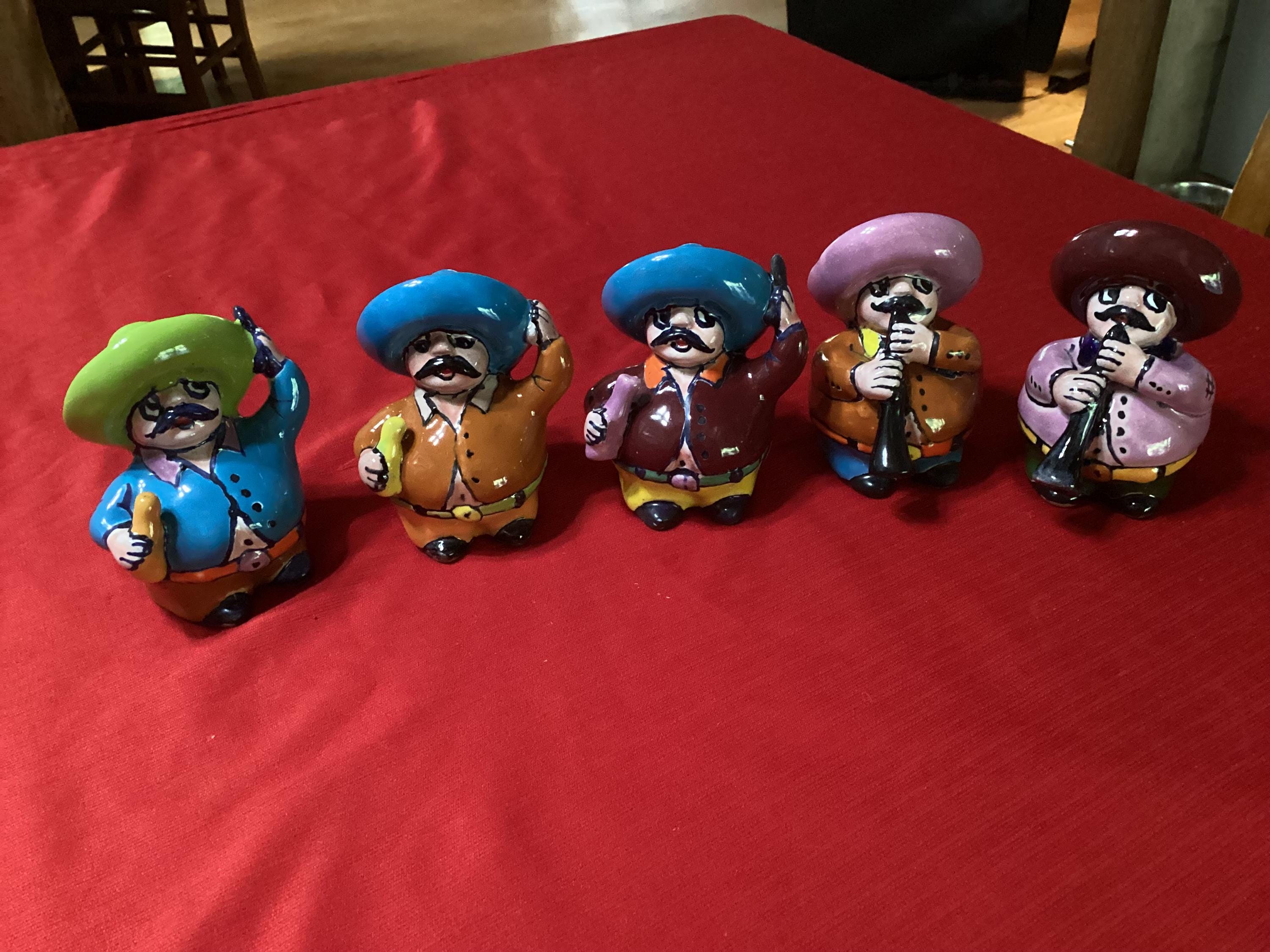 Vintage Hand Painted Mexican Folk Art Terra Cotta Ceramic Chubby