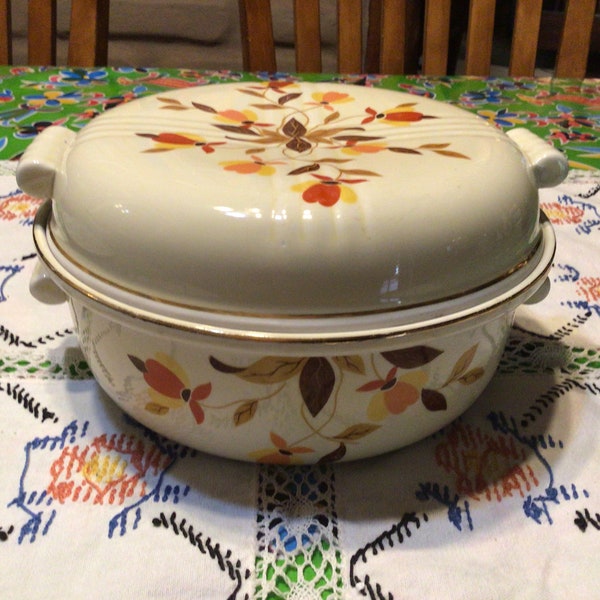 Vintage Hall China Autumn Leaf Jewel T Mary Dunbar covered casserole dish