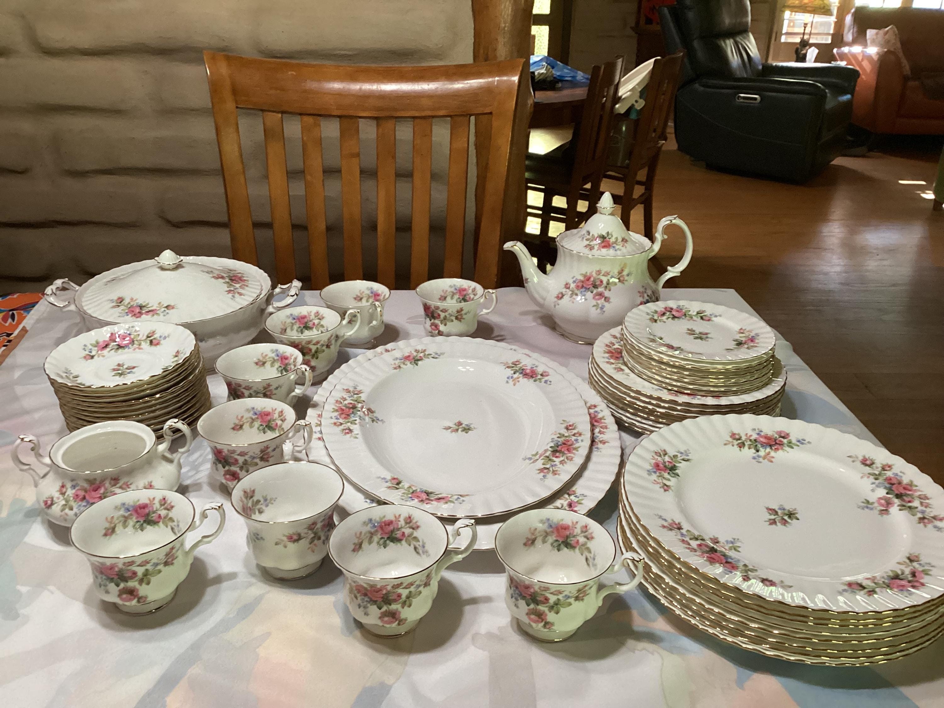 Royal Albert Moss Rose - Etsy