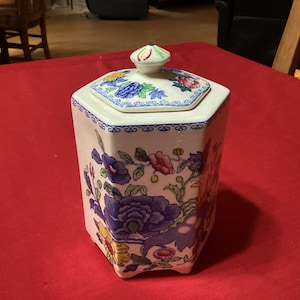 Vintage Mason's Regency Plantation Colonial Ming Jar- Made in