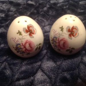 Vintage Sandford Fine Bone China egg shaped floral salt and pepper shakers- Made in  England