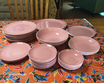 Conjunto de pratos, pratos e tigelas vintage universal à prova de forno Ballerina rosa (vendidos separadamente) - Union Made in USA
