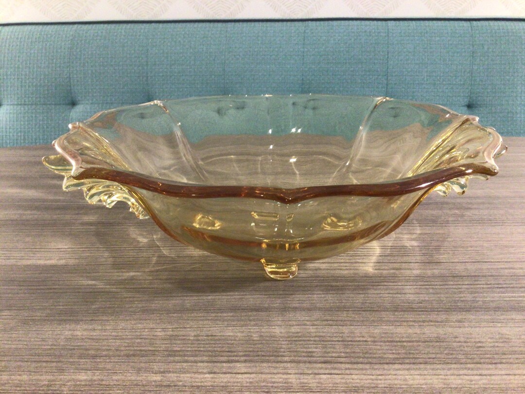 ヴィンテージの希少な黄色のディプレッションガラスの翼付き脚付き