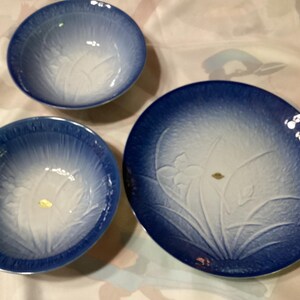 ヴィンテージ有田焼 萬泉 足付き菖蒲大皿とボウル2個 - 日本 - Etsy 日本