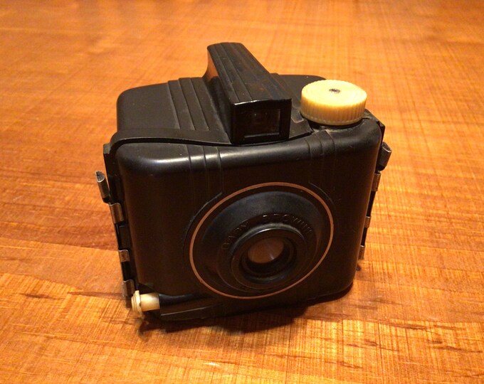 A Camera Worth A Thousand Words: Eastman Kodak’s Baby Brownie and the