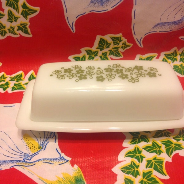 Vintage Pyrex overdekte Botervloot