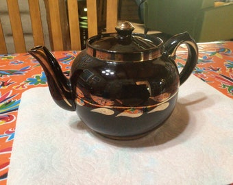 Vintage beautiful Sudlow’s Burslem Brown Betty teapot with gold leaf designs and highlights- Made in England