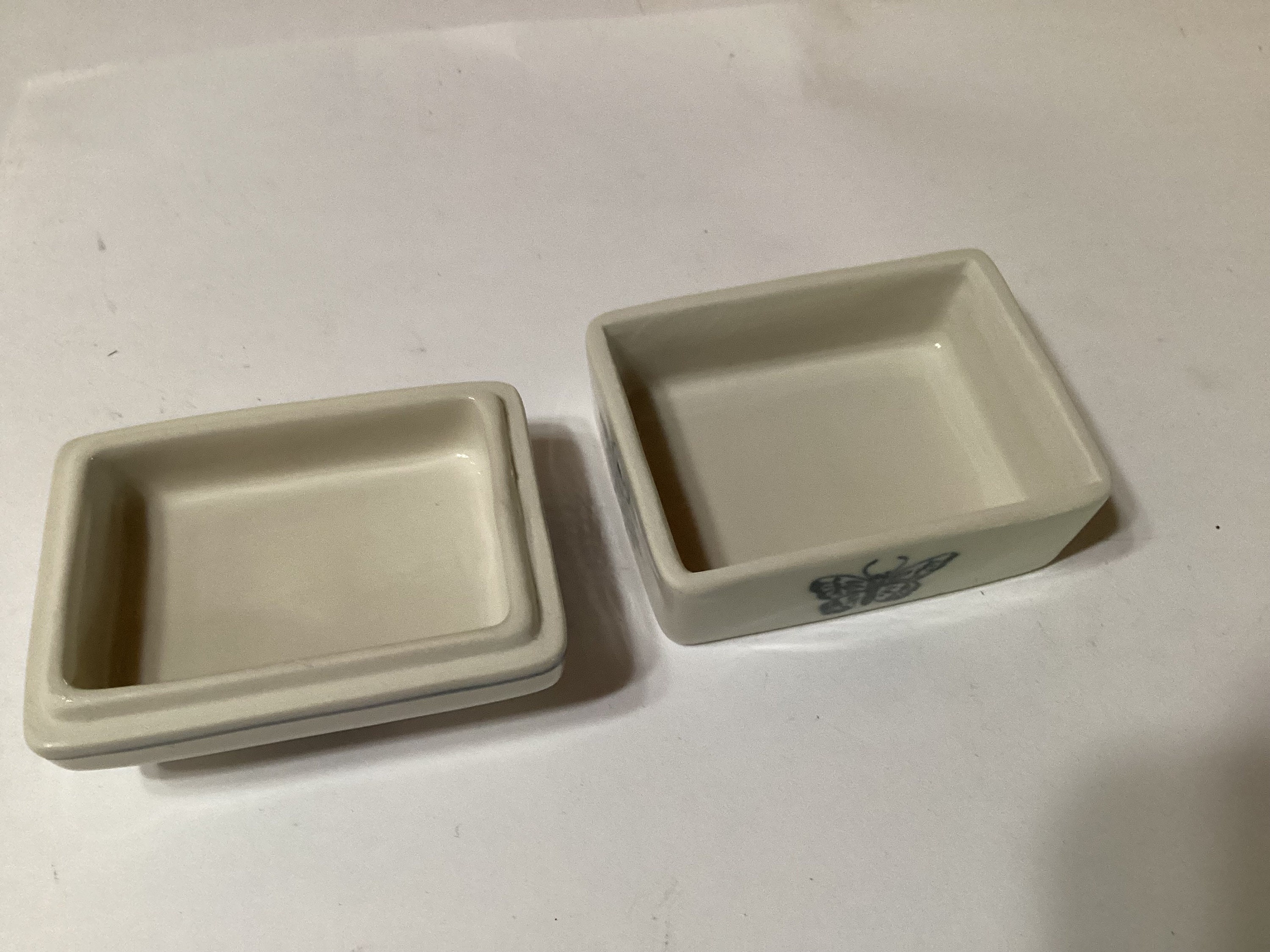 Vintage Jardin Blue Trinket Box Suzanne Nicoll Andrea Sadek