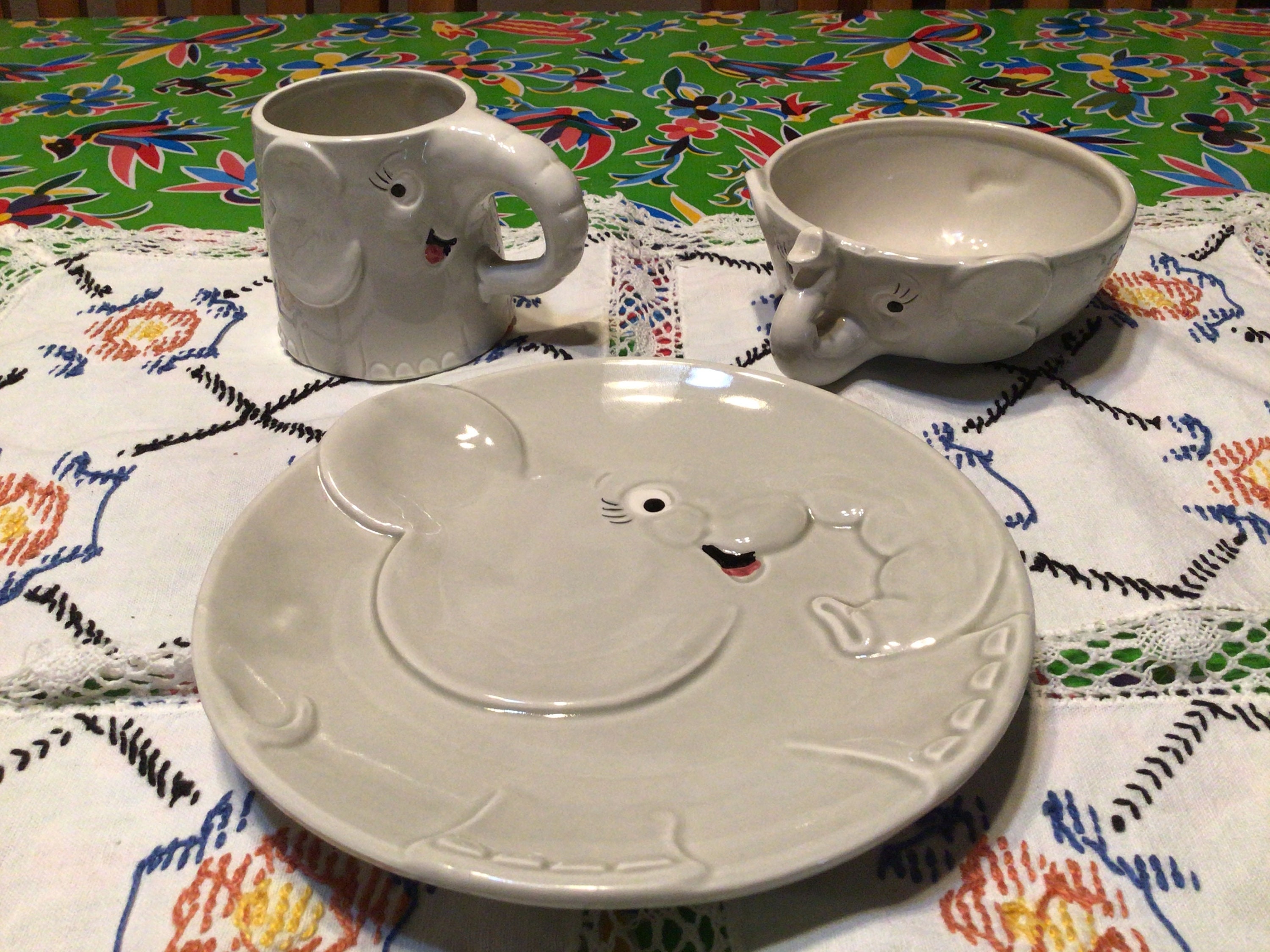 Elephant dinnerware top