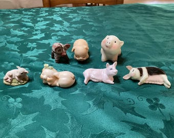 モアナと伝説の海 プアの貯金箱 ヴィンテージ ディズニー モアナのプア（豚）の陶器製貯金箱 - Etsy 日本