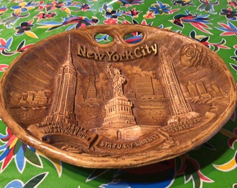 Vintage Arrow Novelty Company pressed wood New York Souvenir plate