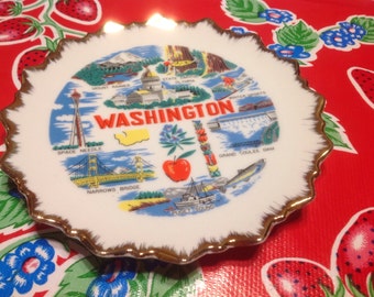 Vintage ceramic souvenir plate- Washington