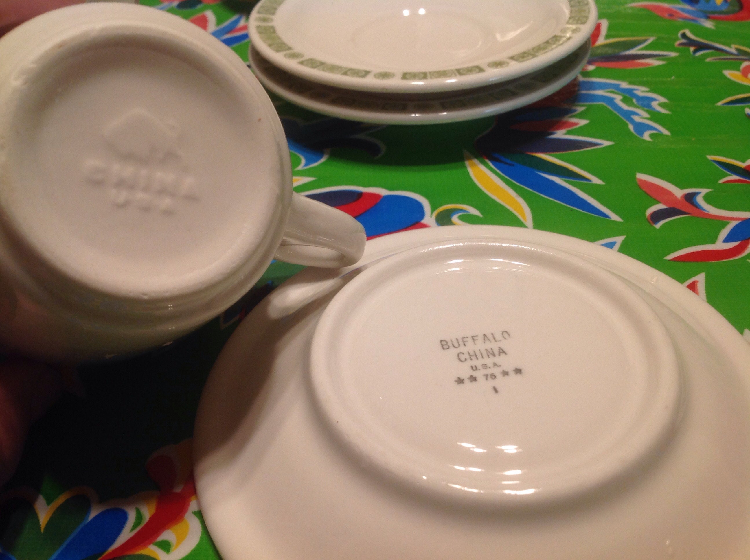 Vintage Set of 6 Buffalo China Restaurant Ware Cups and Vintage Set of 6 Buffalo China Restaurant Ware Cups and