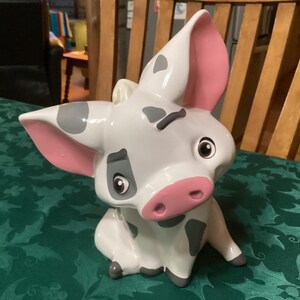 ヴィンテージ ディズニー モアナのプア（豚）の陶器製貯金箱 - Etsy 日本