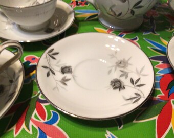 Set de té Vintage Beautiful Noritake Rosamor tetera, tazas y platillos  (se venden por separado) Japón