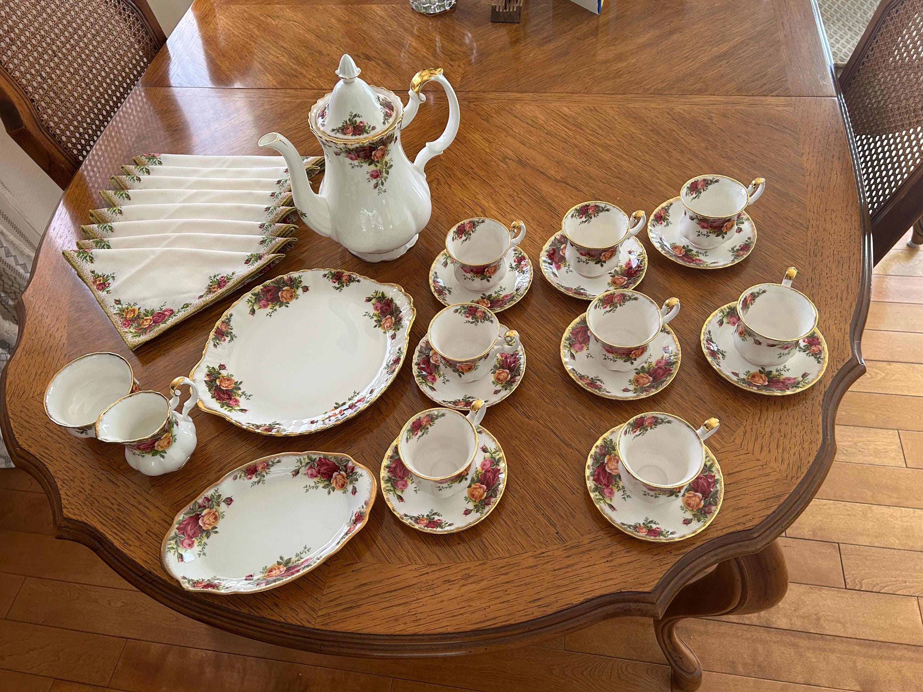 Myotts Country Life Plates - Etsy Finland