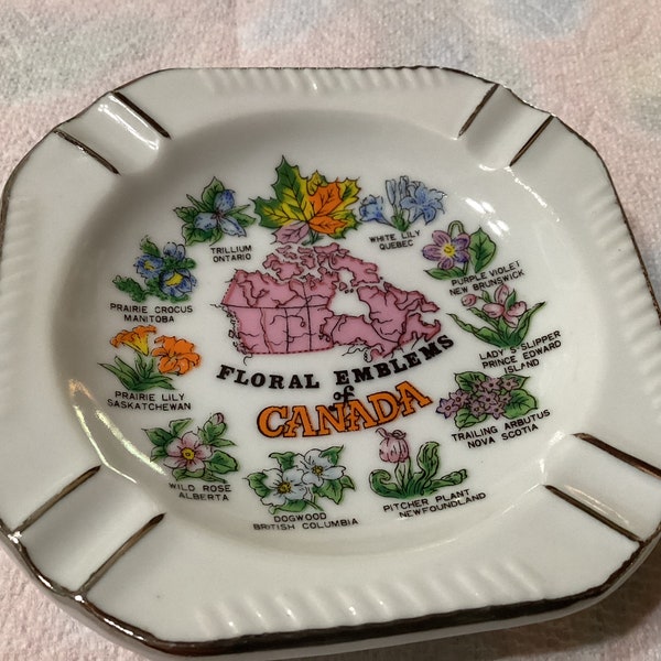 Vintage Floral Emblems of Canada souvenir ceramic ashtray- made in Korea