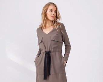 Cocoa brown long sleeve dress for women, elegant V-neck knee length dress with black belt and side pockets made of polyester