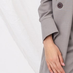 Wool and cotton light brown suit jacket with buttons & pockets for women