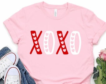 Women's Valentines Day Shirt - Womens Valentines Day Shirt - XOXO Shirt -  Valentine Shirt for Women - Valentines  Gift Mom Wife Sweatshirt