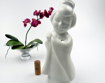 Vintage White Geisha Girl Ceramic Tiki Mug Made In China DW122 Barware