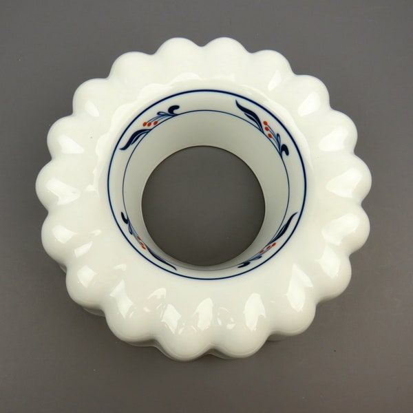 RARE Vintage Dansk Bistro Maribo Porcelain Jello Mold Pan Wall Hanging, White and Blue, Red Berries, Nils Refsgaard, Japan