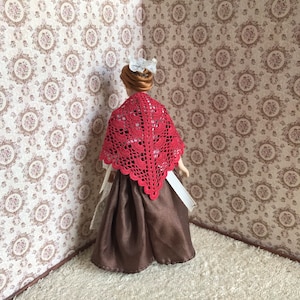 Dollhouse silk shawl 1:12