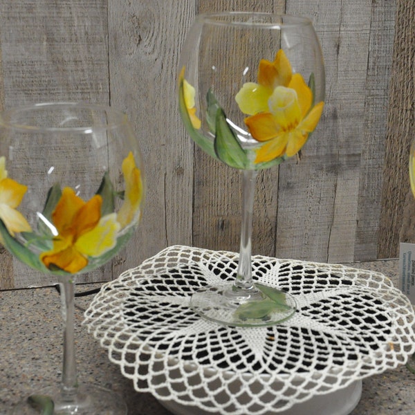 Hand painted Yellow Daffodil Wine Glass