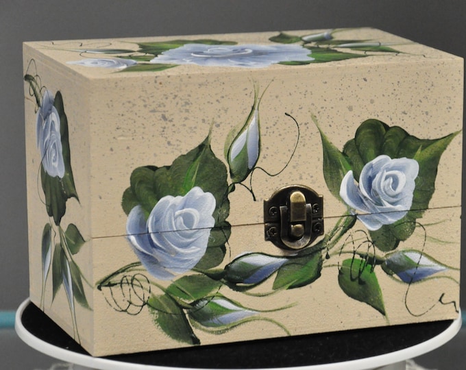 Hand painted 4" x 6" wooden recipe/address box