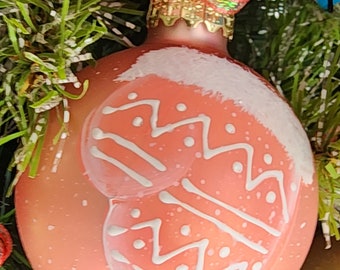 Single,  hand painted Mitten ornament