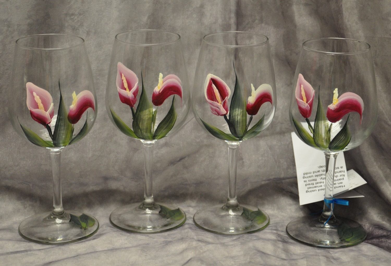 Sasaki-Crystal 'Hana' Frosted Wine Glass Pair-Calla Lily Design