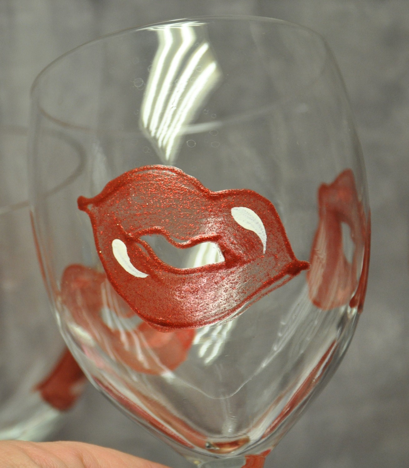 Hand painted Glittered Lips Wine Glass