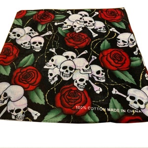 Skulls & Roses Bandana 22" x 22" 100% cotton