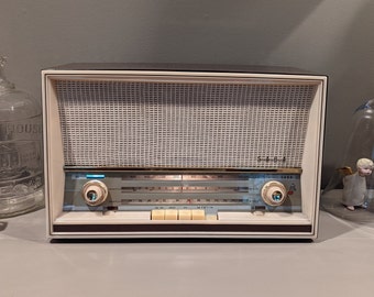 1962 Vintage German Saba Model 90/11K AM FM SW Tube Radio