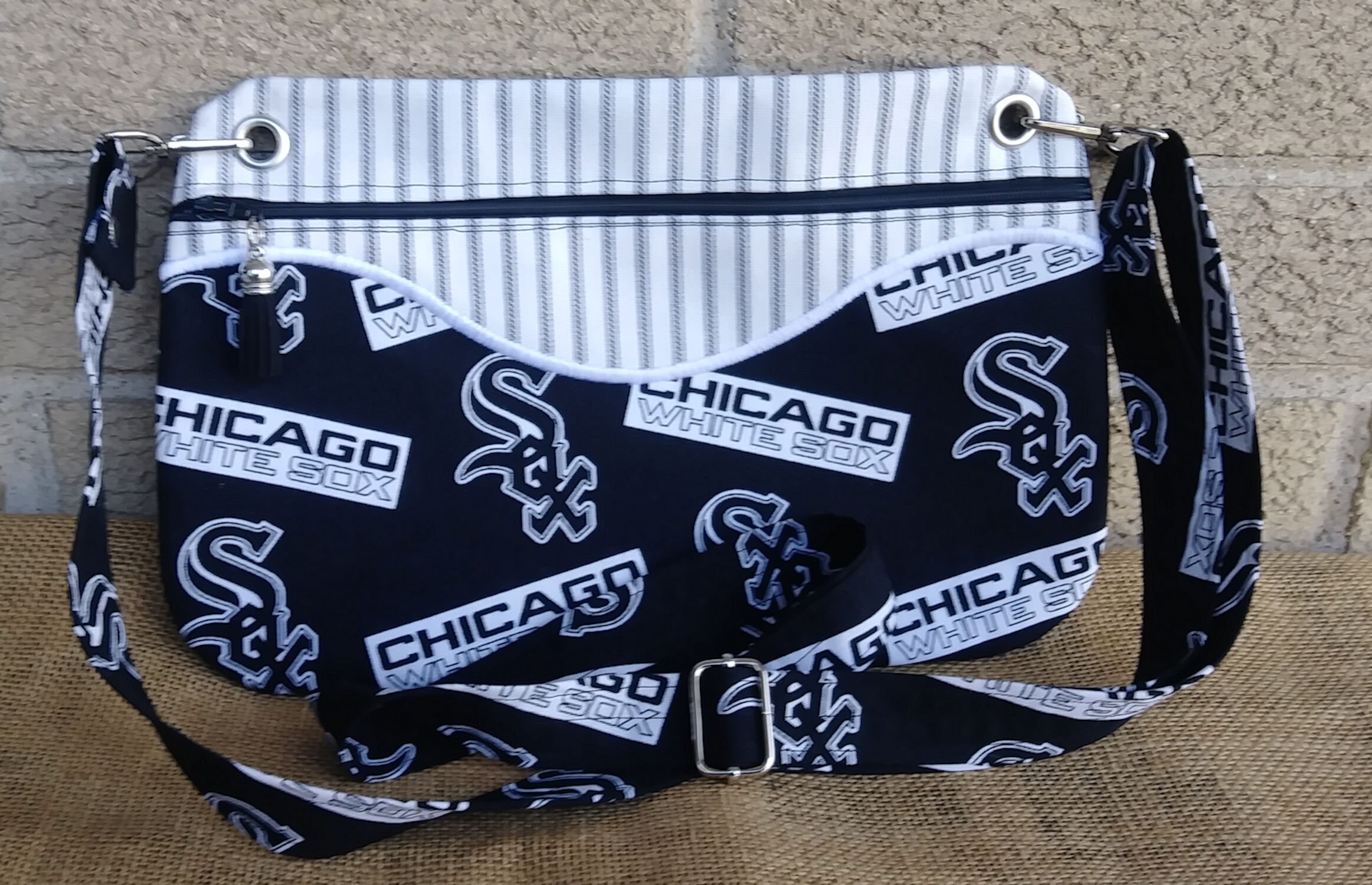Chicago White Sox Purse Cross Body Clutch with Wristlet Etsy