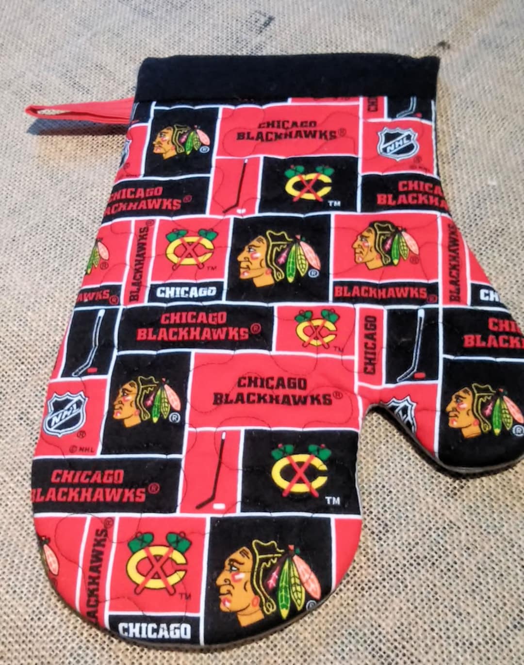 Chicago Blackhawks Kitchen Oven Mitt BBQ Mitt Handmade Unisex Quilted  Choose Right or Left Hand / Set of Both 