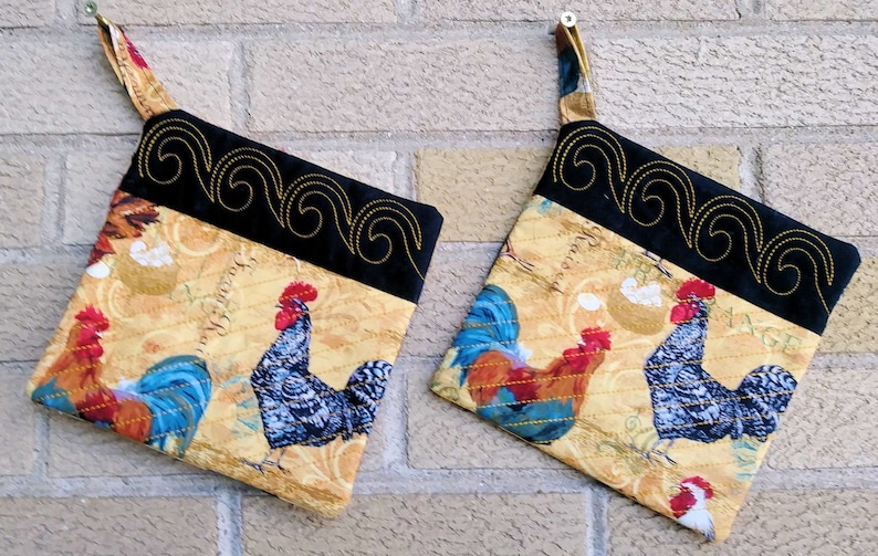 Set of Potholders Farmhouse Rooster Chicken Pot Holder Farmhouse Kitchen Handmade Embroidered & Quilted Potholder Trivets afbeelding 1